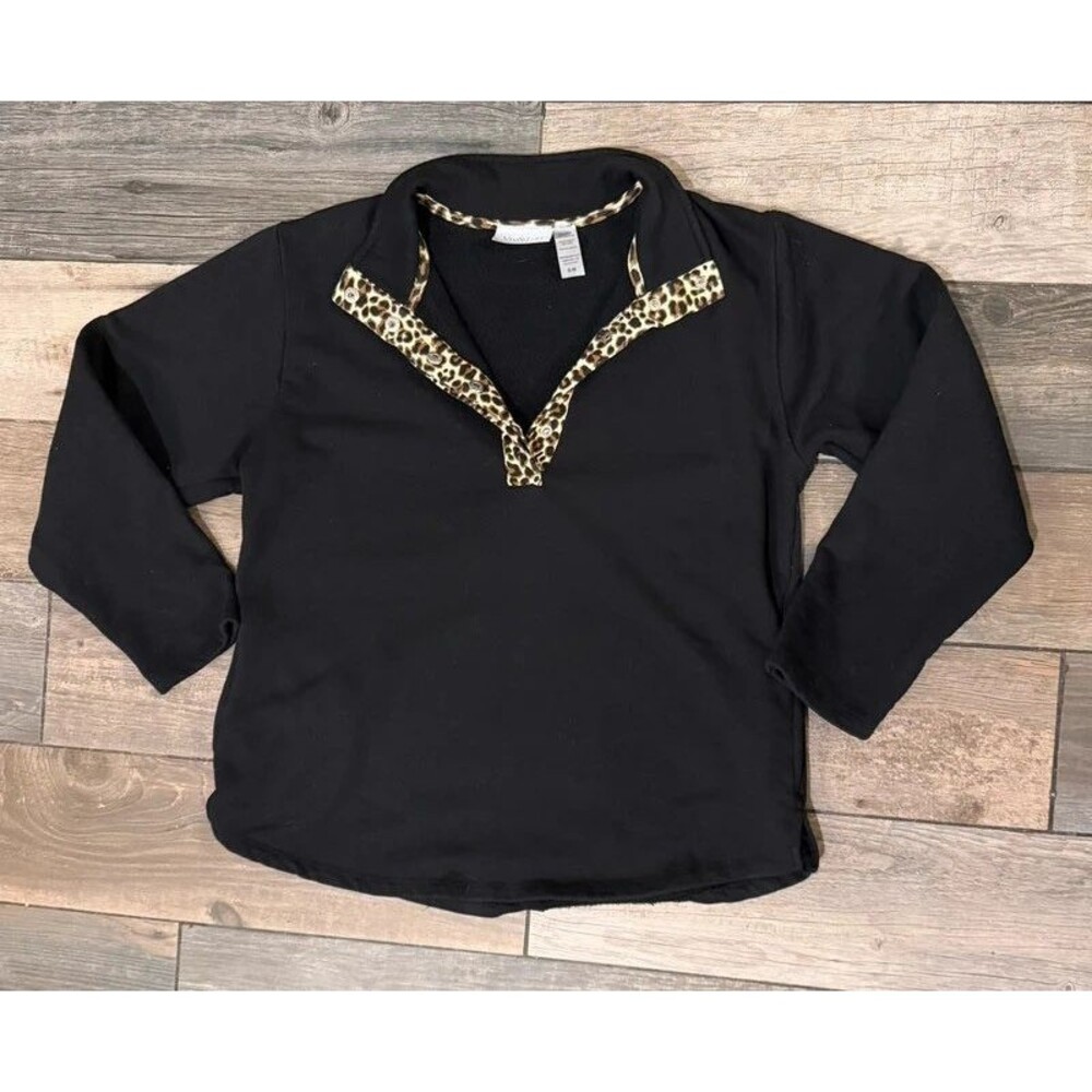 Viv & Lou Black Leopard Savanah Pullover